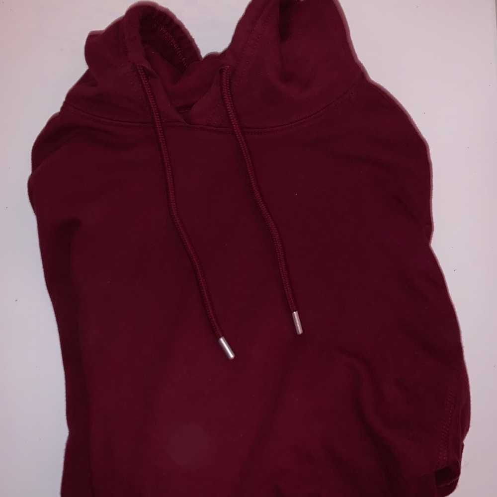 cropped maroon hoodie